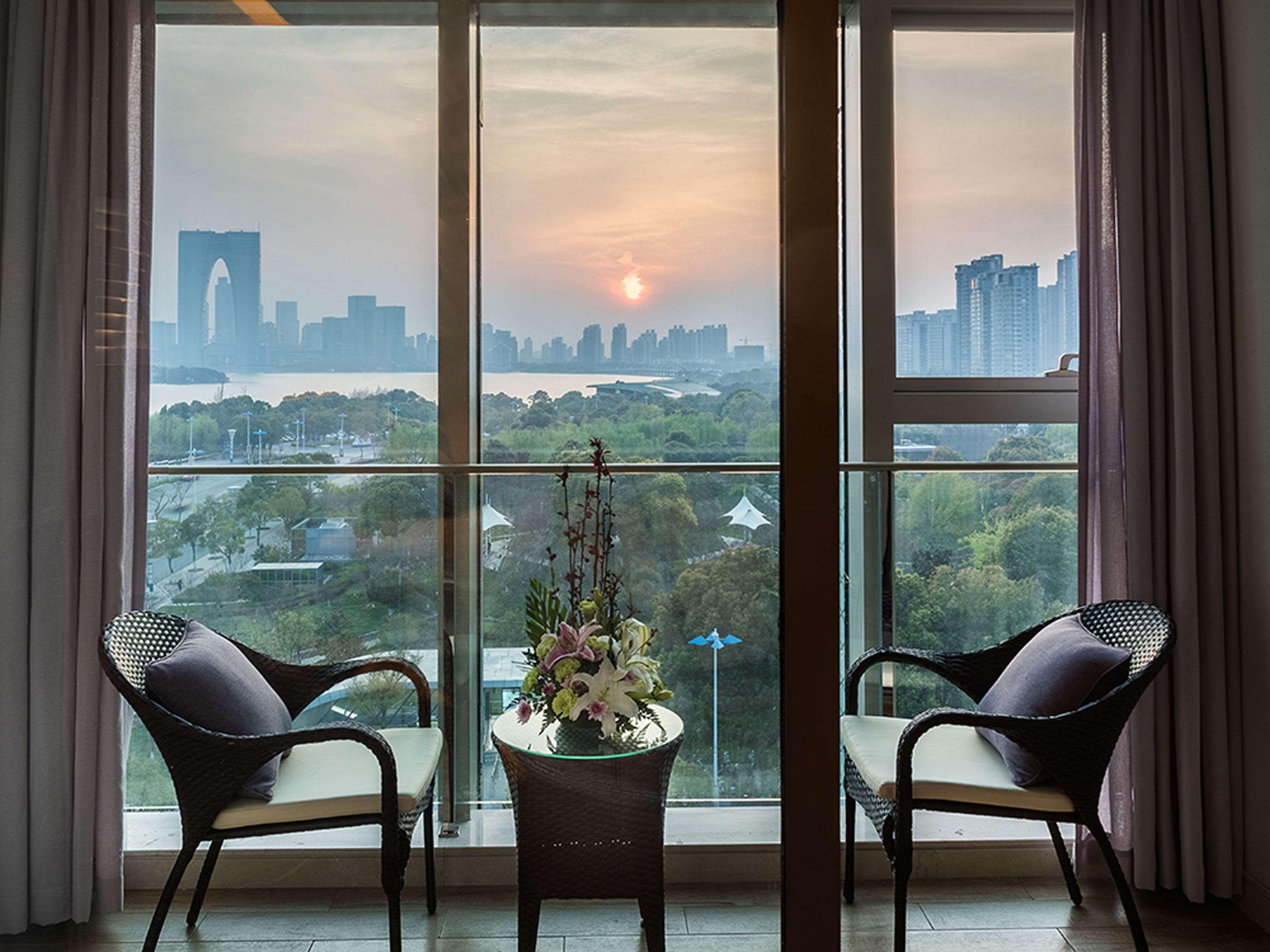 Novotel Jinji Lake Suzhou Sip Eksteriør billede