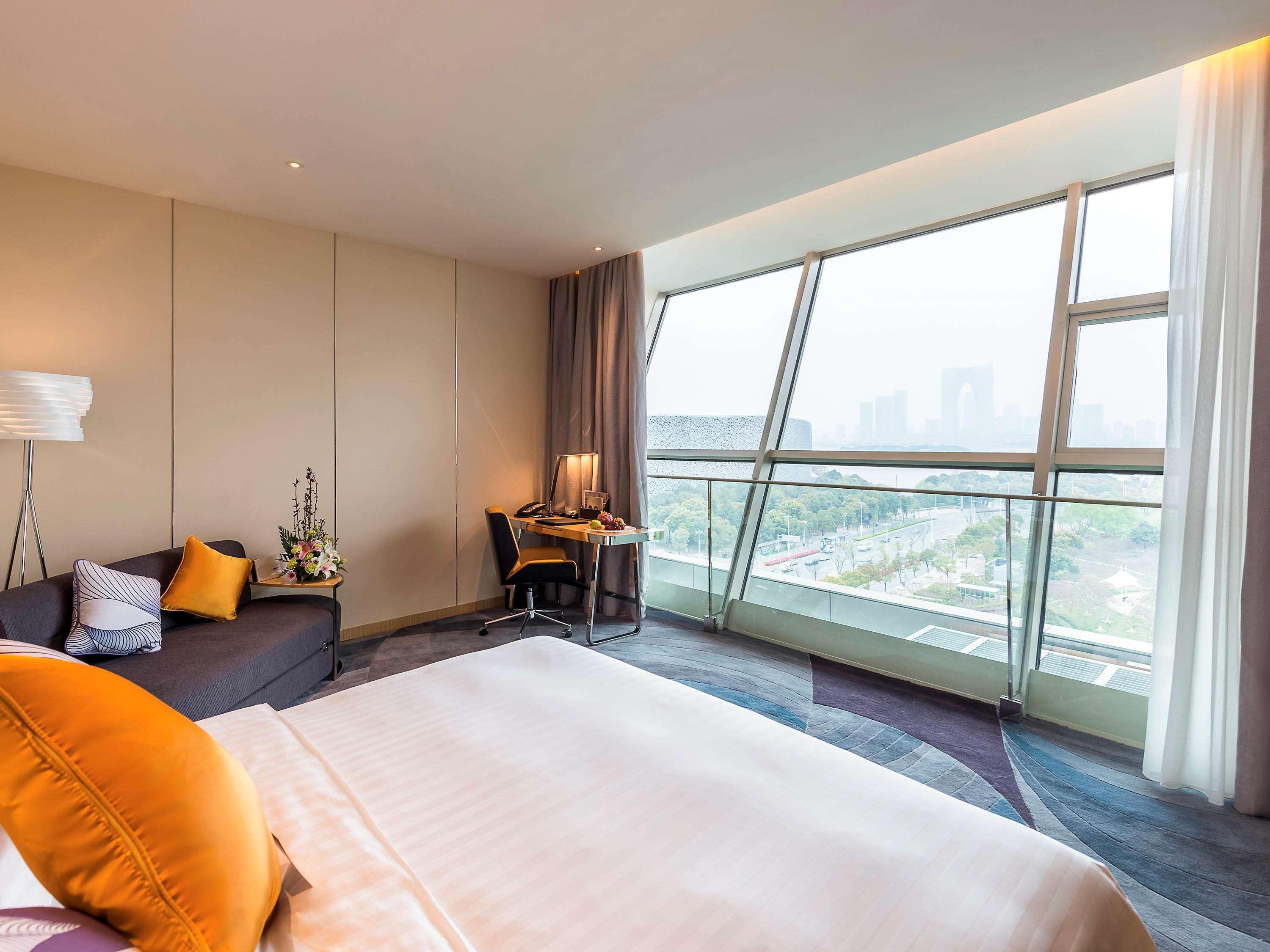 Novotel Jinji Lake Suzhou Sip Eksteriør billede