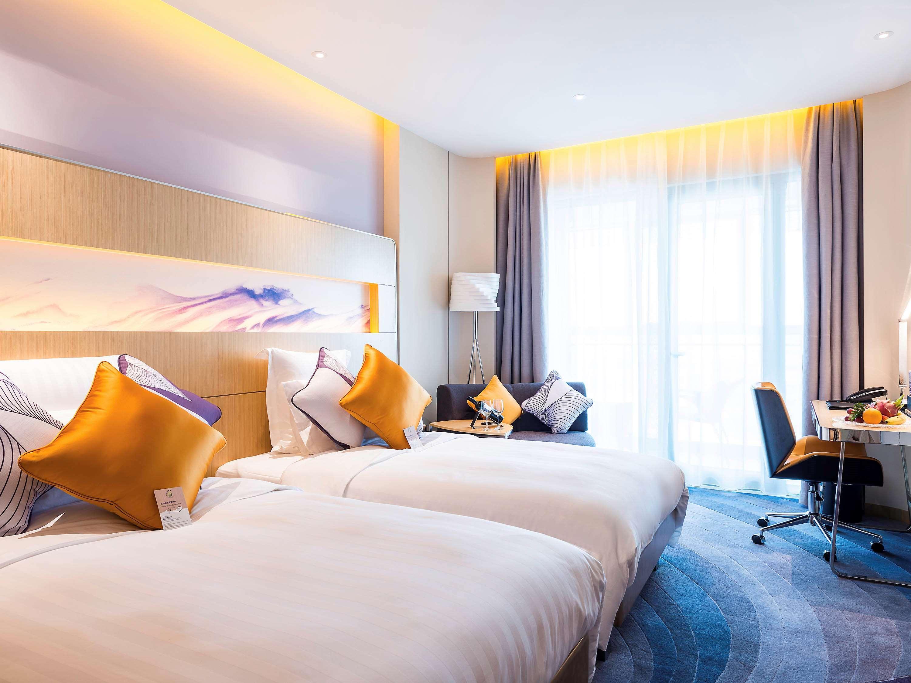 Novotel Jinji Lake Suzhou Sip Eksteriør billede