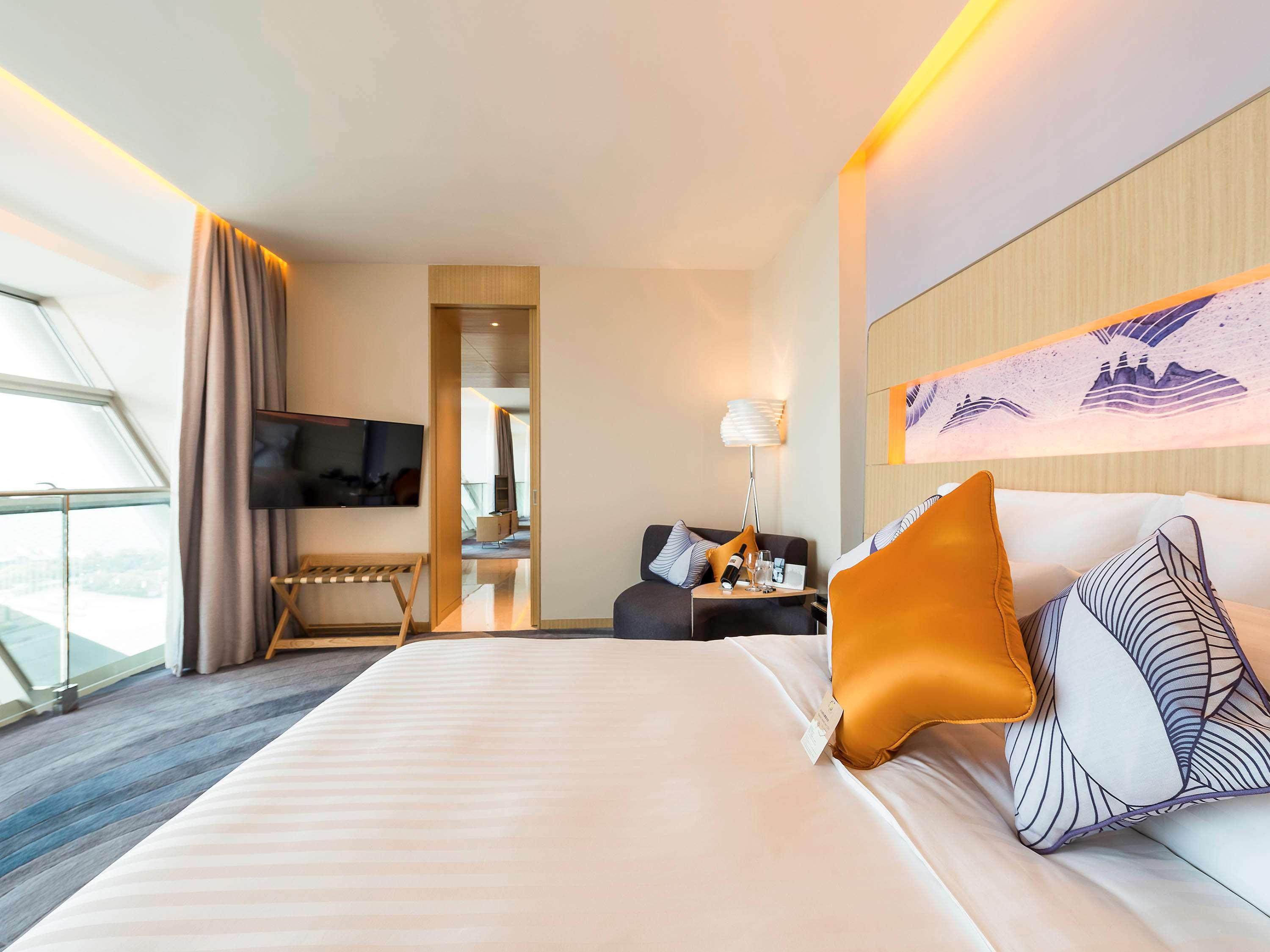 Novotel Jinji Lake Suzhou Sip Eksteriør billede