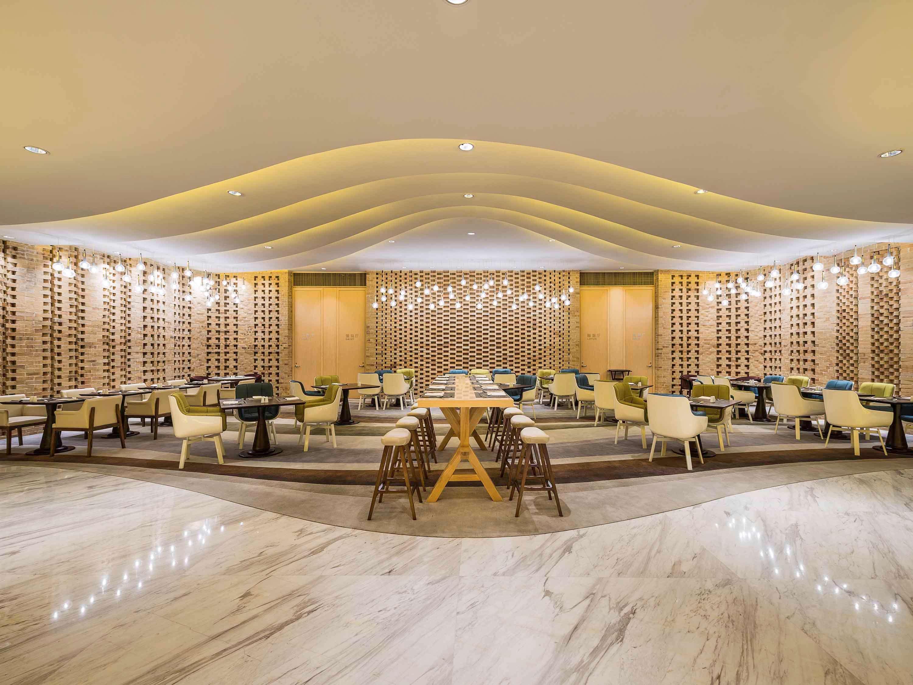 Novotel Jinji Lake Suzhou Sip Eksteriør billede
