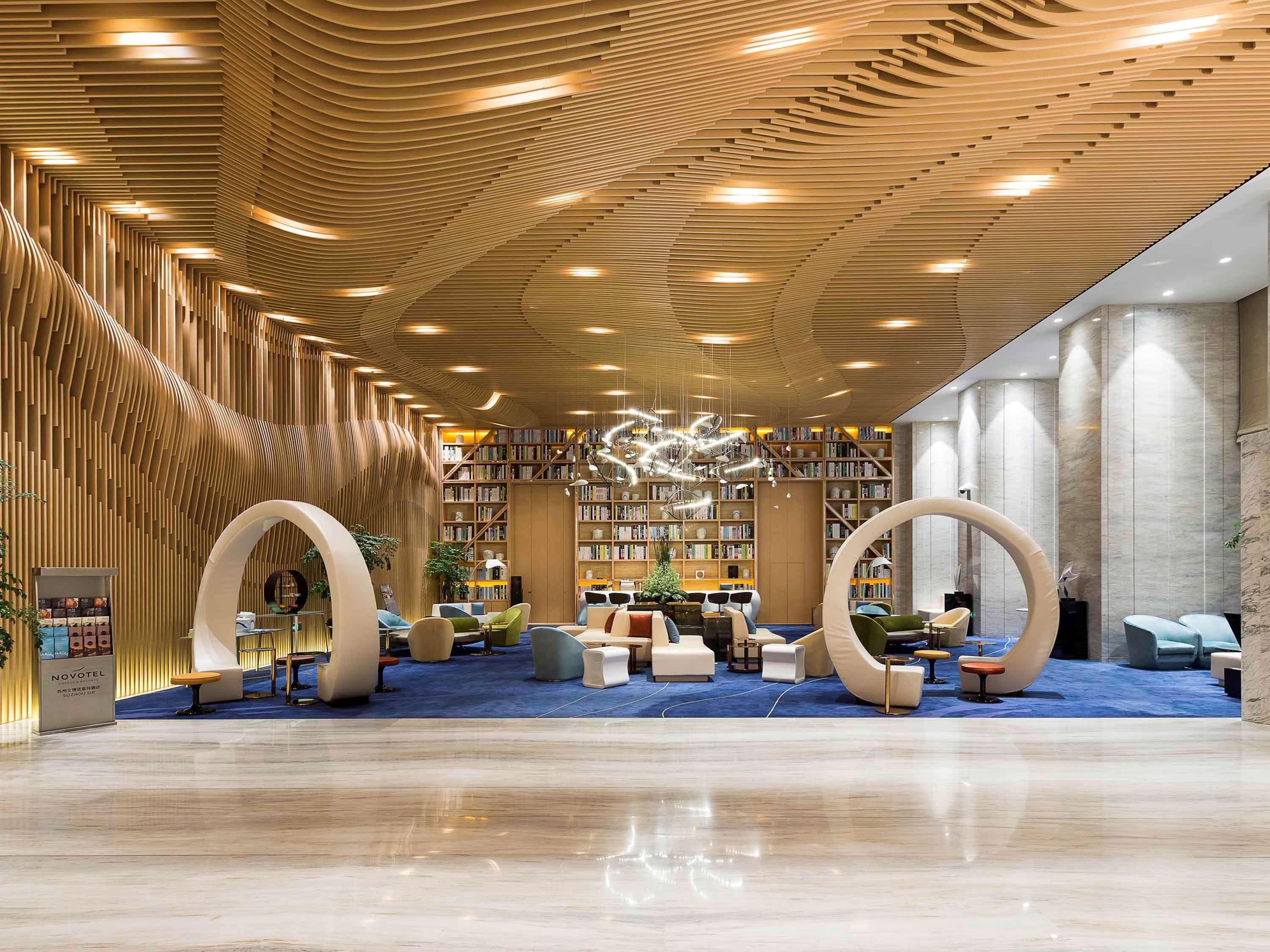 Novotel Jinji Lake Suzhou Sip Eksteriør billede