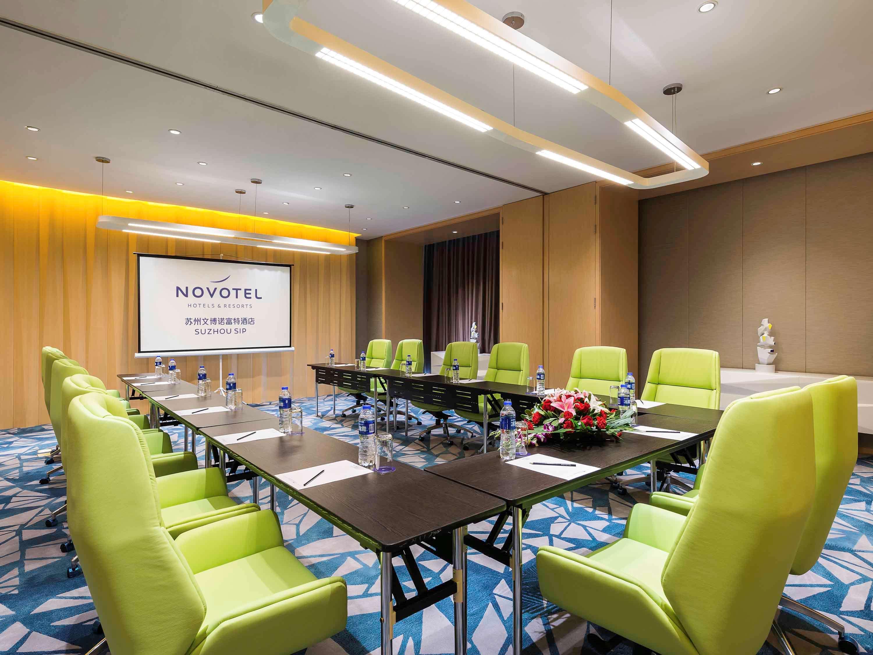 Novotel Jinji Lake Suzhou Sip Eksteriør billede