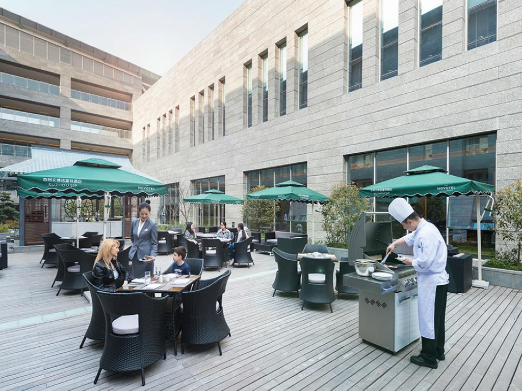 Novotel Jinji Lake Suzhou Sip Eksteriør billede