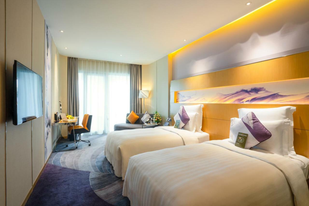Novotel Jinji Lake Suzhou Sip Eksteriør billede